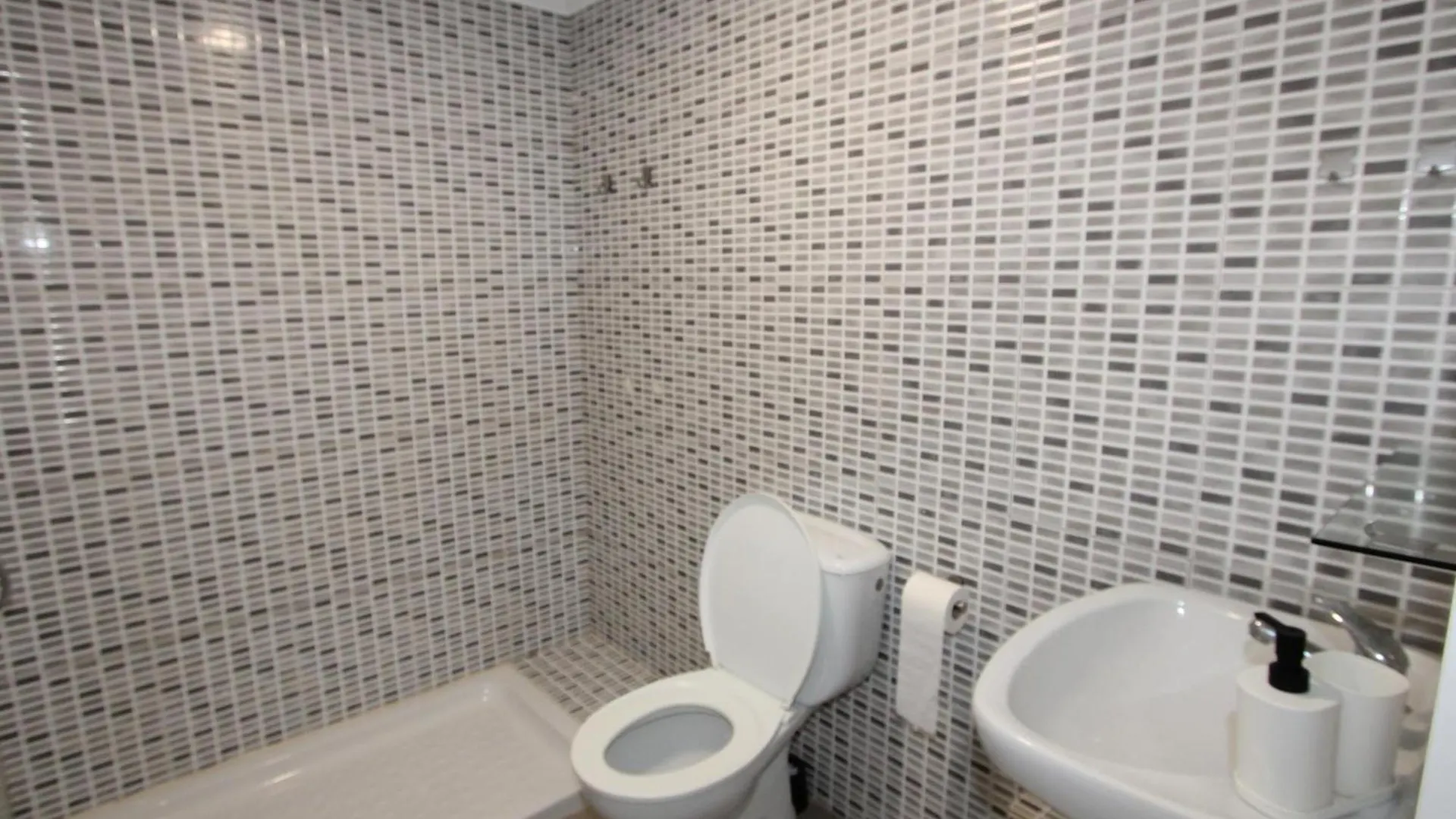 Apartamento Junto Al Mar Con Wifi Gratuito, Aire Acondicionado Opcional, Mascotas Permitidas. - Es-184-56 Riumar Apartment