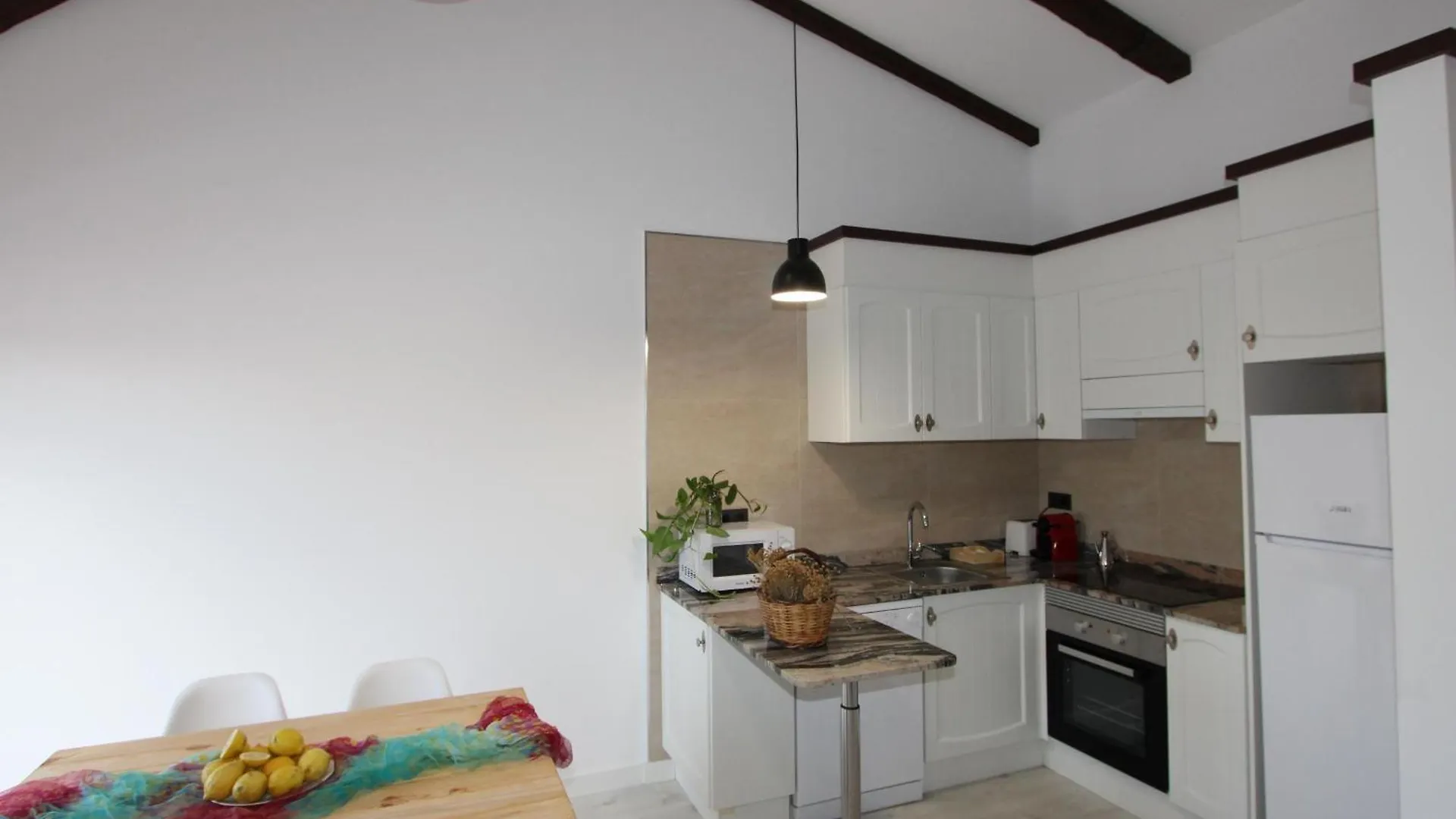 Apartamento Junto Al Mar Con Wifi Gratuito, Aire Acondicionado Opcional, Mascotas Permitidas. - Es-184-56 Riumar 0*,  Spain